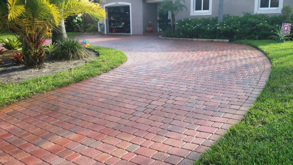 Paver Sealing in Tampa Bay Area, FL: How Professional Services Extend Life